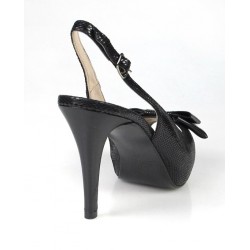 zapatos negros de vestir.8010