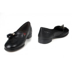 zapatos slippers negros.15013