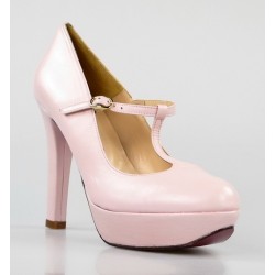 zapatos rosas de tacón ,gr10