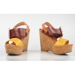 sandalias de piel con cuña de corcho 7675