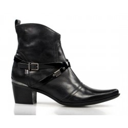 botines negros con puntera .ps5