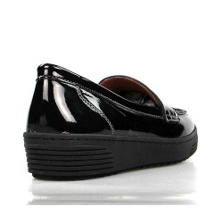 zapatos de charol negros .dakota