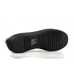 zapatos de charol negros .dakota