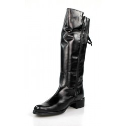 botas negras con cordón trasero.x340