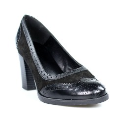 zapatos de salón en ante negro.39093