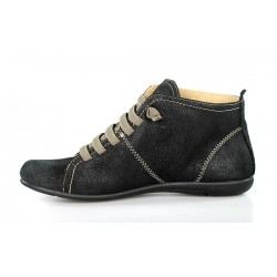 abotinados serraje negro con cordones .1310
