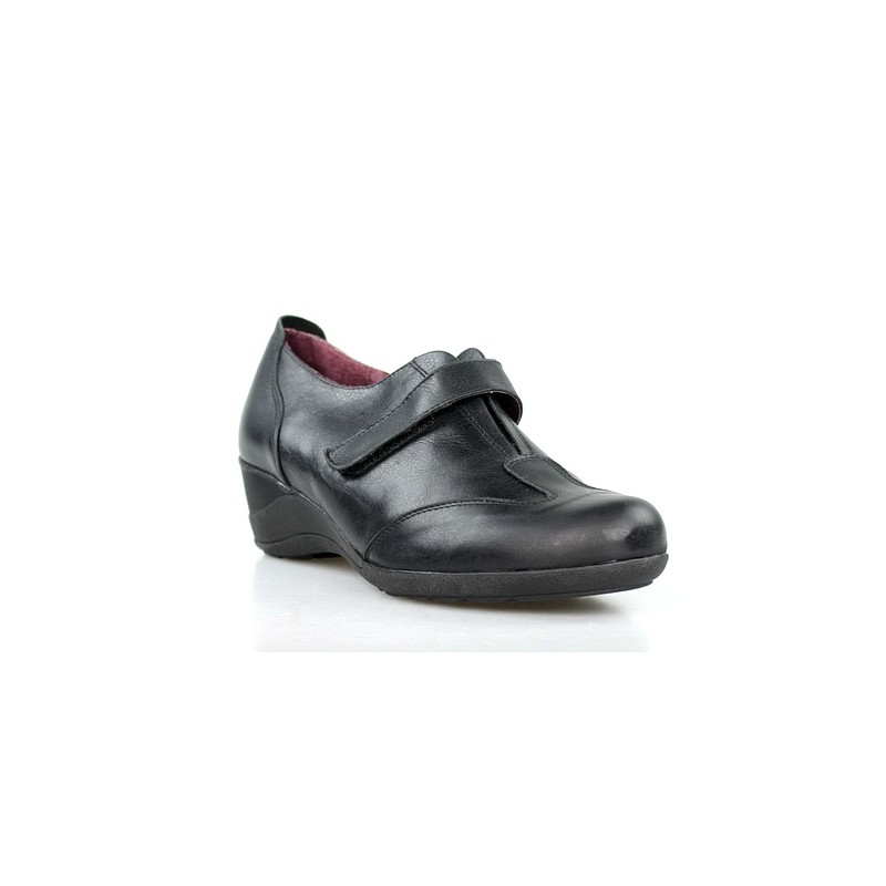 zapatos negros sport .52505