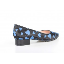 zapatos puntera corazones azules .gr
