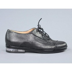 Zapatos negros de cordones.sv13