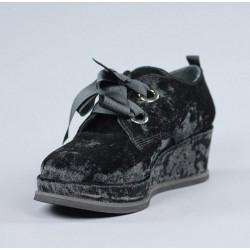 Zapatos terciopelo negro.svu2