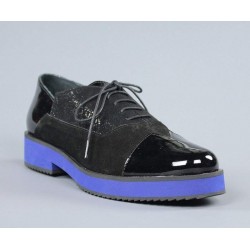 Zapatos cordones piso azul.sv4