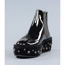 Botines charol con cuña de terciopelo.hb2