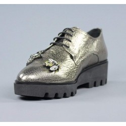 Zapatos blucher con adornos.60054