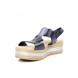 Sandalia azul cuña.37ar6