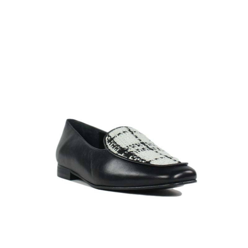 Zapatos piel negra planos para mujer