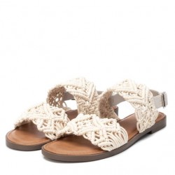 Xti sandalia tejido beige...