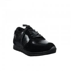 Deportiva negra carmela.63385