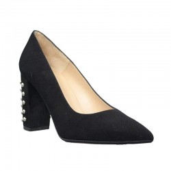 Salones negros tachas.1268