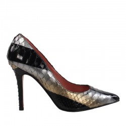 Sarah verdel stiletto...