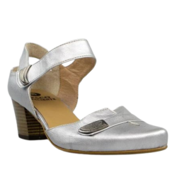 zapatos en piel plata . ps17