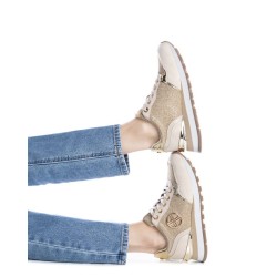 Xti zapatillas doradas...