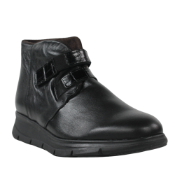 Botines de piel blanda  con...