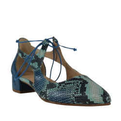 Zapatos piel serpiente azul...