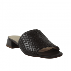 Sandalias marrones...