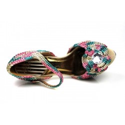 sandalia multicolor de rafia.32